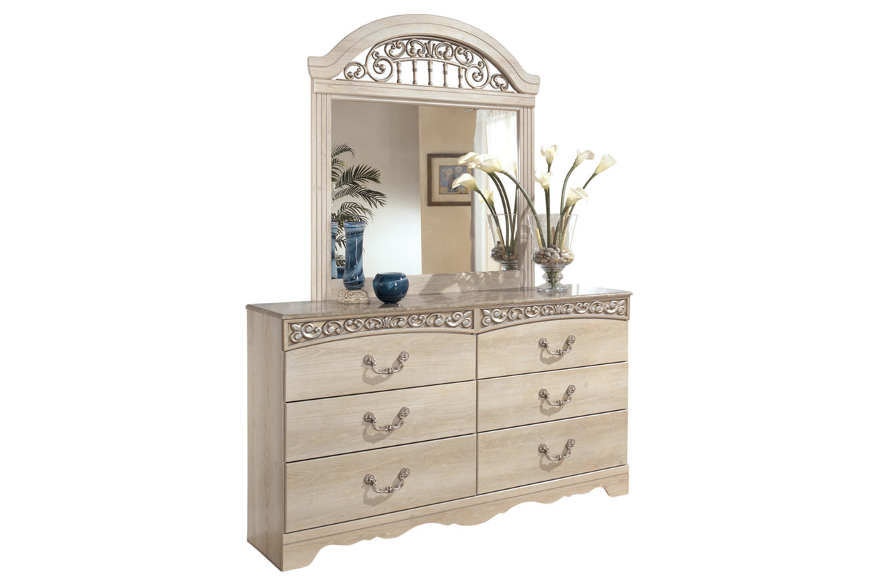 Catalina Dresser (B196)